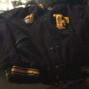Xl black and gold